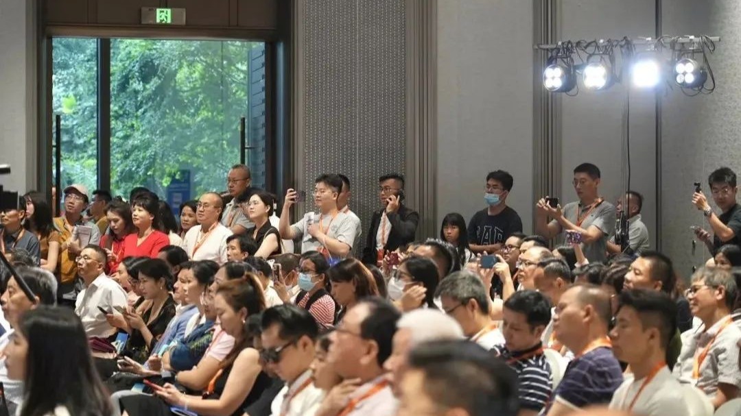 單仁牛商受邀參加“第十九屆·中國品牌領(lǐng)袖年會”，解碼短視頻+AI時(shí)代的中小企業(yè)品牌機(jī)遇